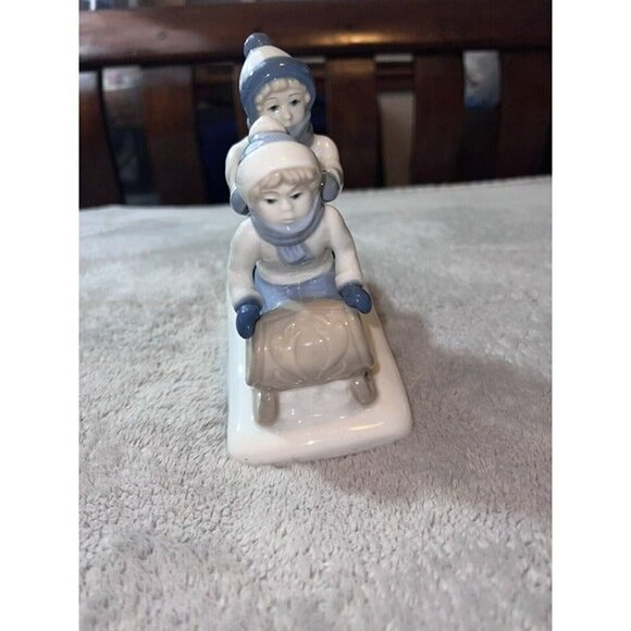 PAUL SEBASTIAN Porcelana De Cuernavaca Mexico Children On Sled Porcelain Holiday - Picture 3 of 8